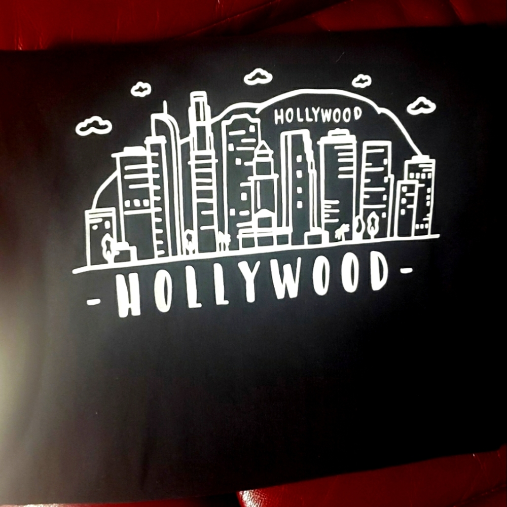 Adult Hollywood Unisex Tshirt  Sz Large